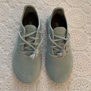 NEW Allbirds Tree Runner Sneakers